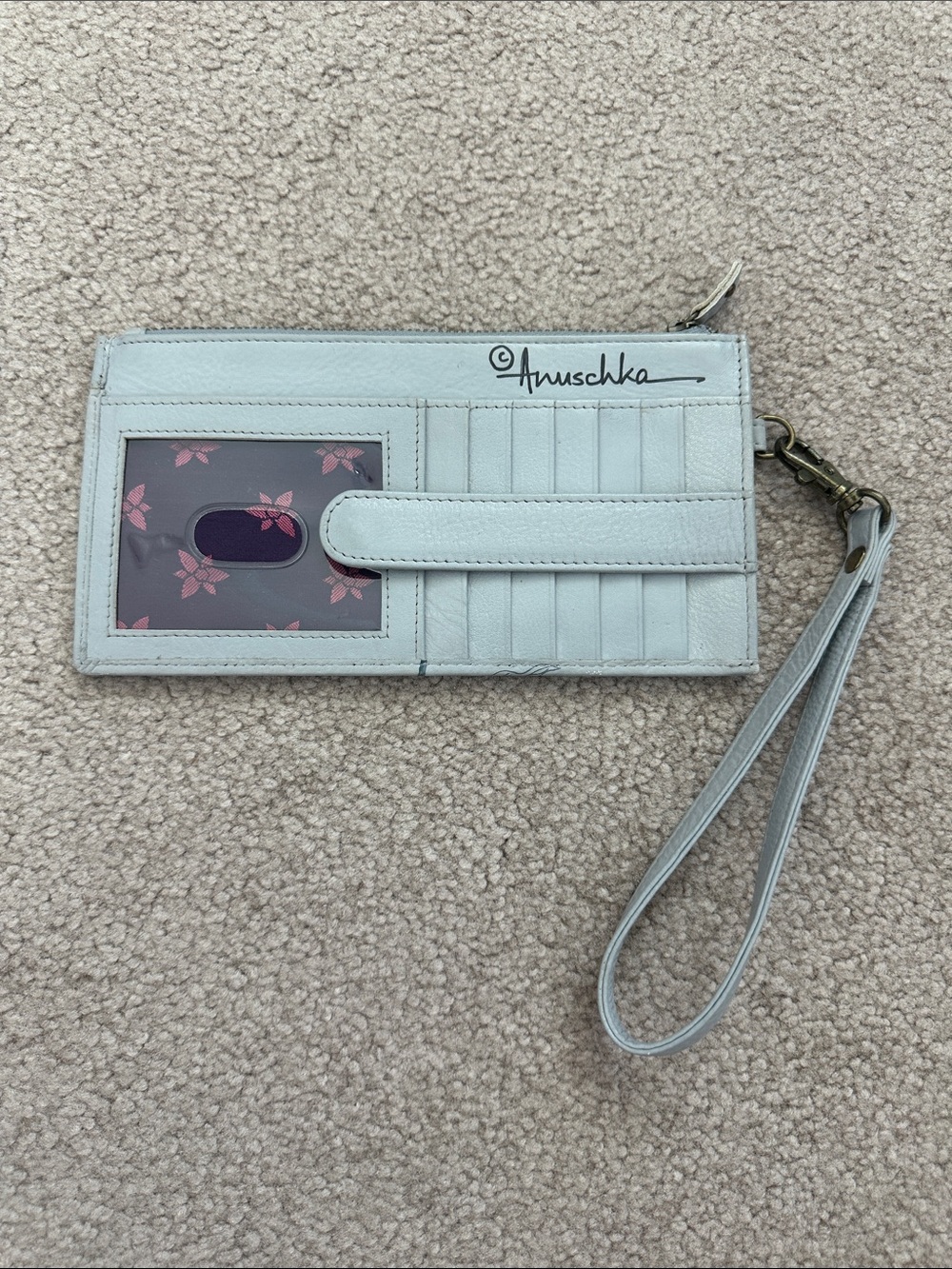 Anuschka wristlet - Picture 2 of 7
